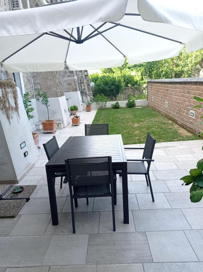 A Casa Di Ty Apartment Caserta Exterior foto